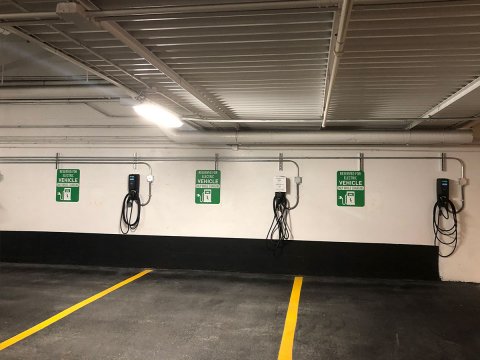 ev-charger-stand-green-indoor-garage-toronto-outdoor-advance-net-electric