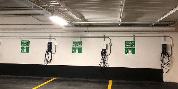 ev-charger-stand-green-indoor-garage-toronto-outdoor-advance-net-electric