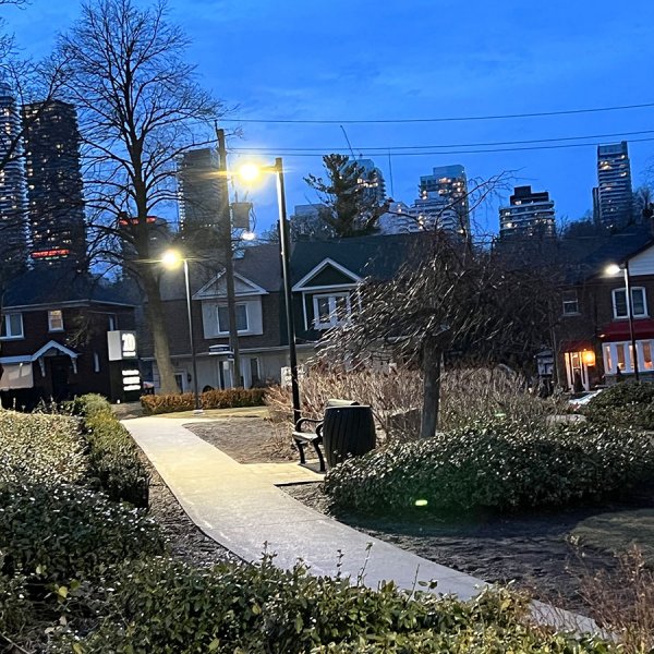 lighting-upgrade-outdoor-walk-after-toronto-gta-advance-net-electric
